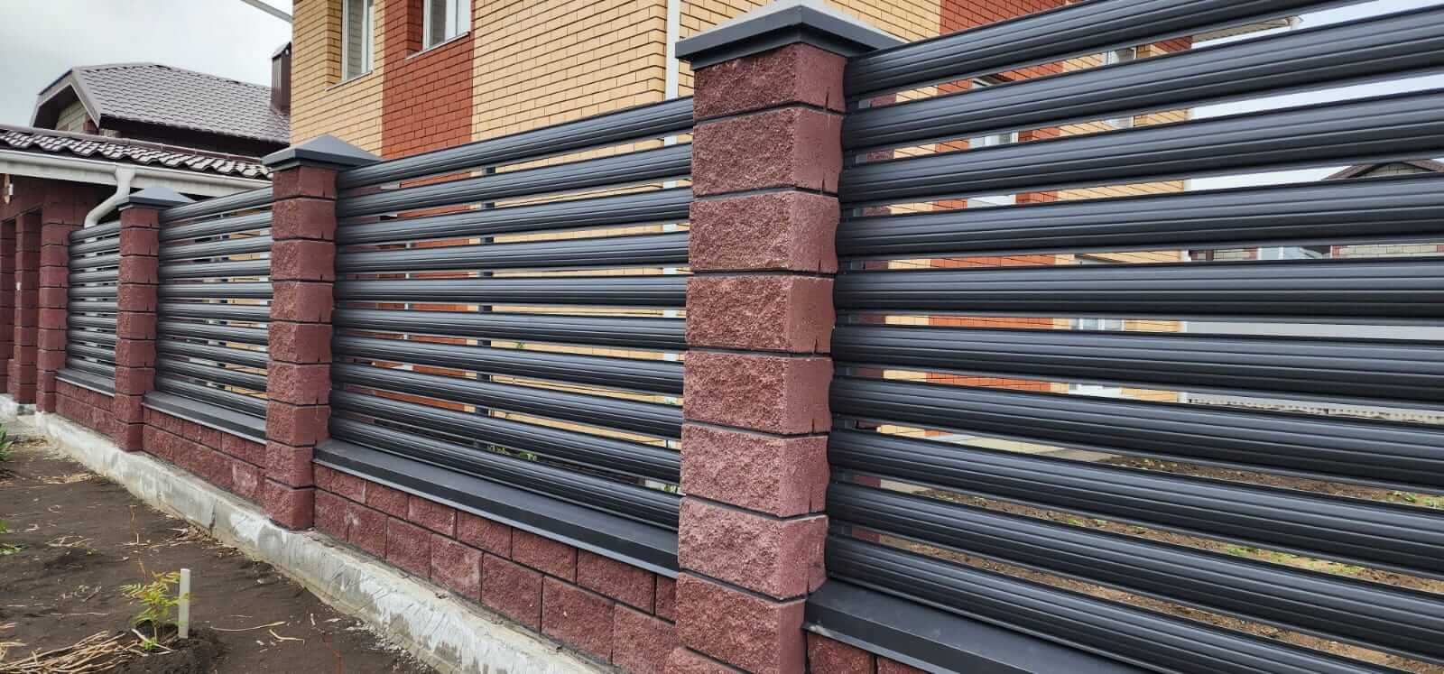 Забор-ранчо из штакетника 21м RAL7024/7024 Серый Графит МАТТЕ двусторонний в Актау
